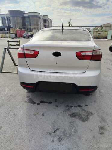 Kia Rio-3