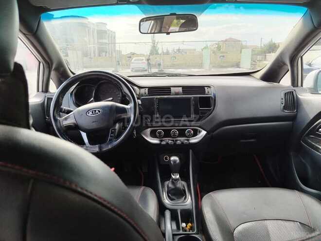 Kia Rio-6