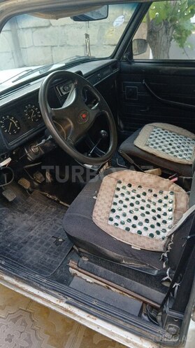 LADA (VAZ) 2104-2