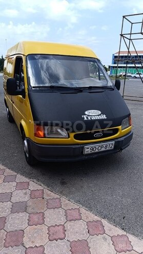 Ford Transit-1