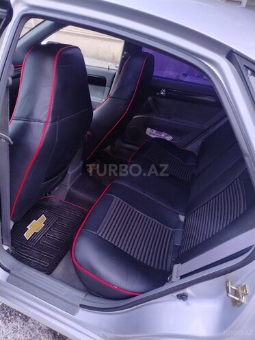 Chevrolet Lacetti-10