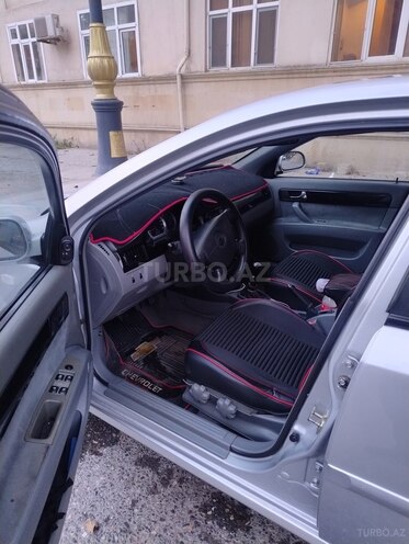 Chevrolet Lacetti-9