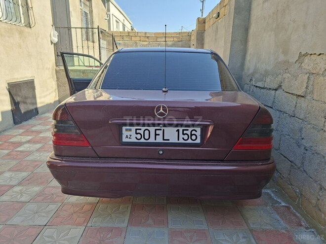 Mercedes C 200-2