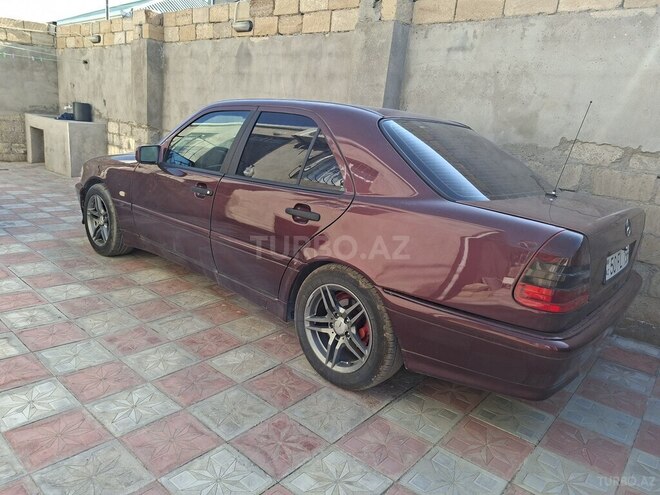 Mercedes C 200-3