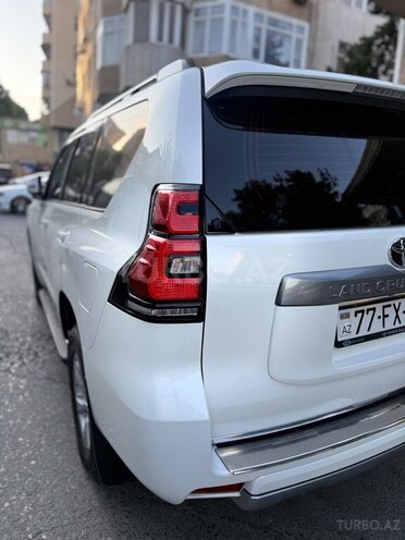 Toyota Land Cruiser Prado-6