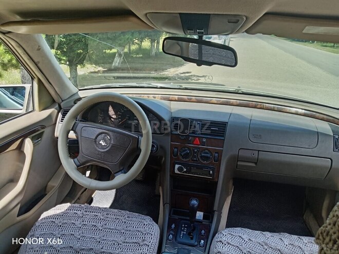 Mercedes C 200-3