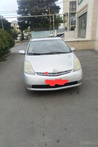 Toyota Prius-1