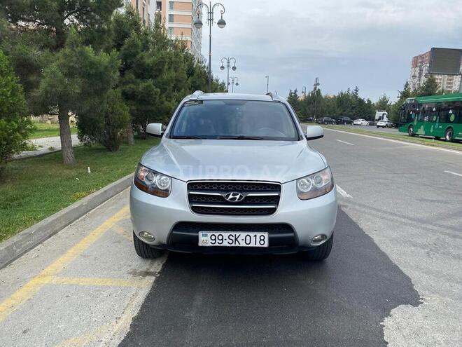 Hyundai Santa Fe-1