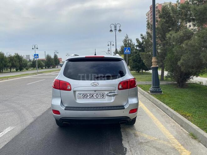 Hyundai Santa Fe-11