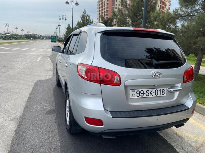 Hyundai Santa Fe-4