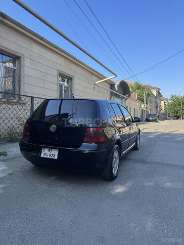 Volkswagen Golf-4