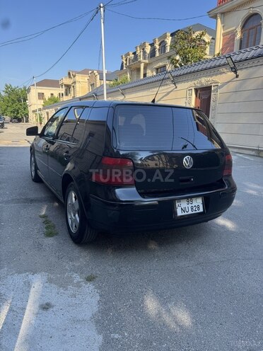 Volkswagen Golf-5