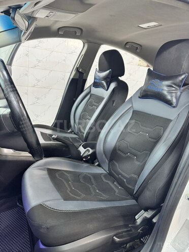 Chevrolet Cruze-8