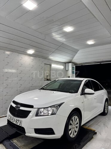 Chevrolet Cruze-1