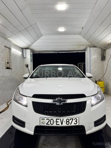 Chevrolet Cruze-2