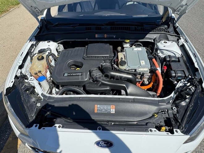 Ford Fusion (North America)-18