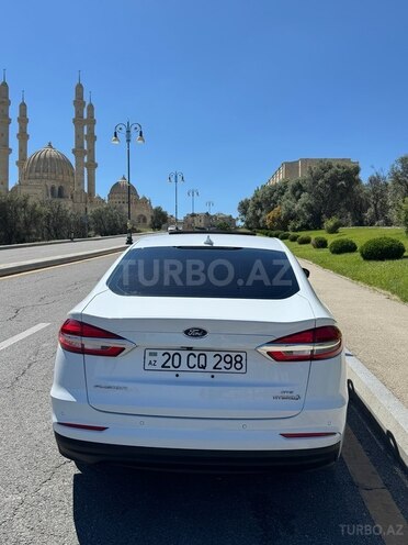 Ford Fusion (North America)-8