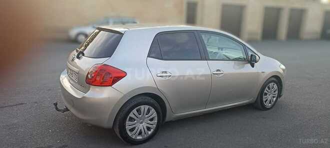 Toyota Auris-3