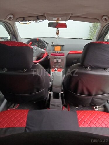 Opel Astra-11
