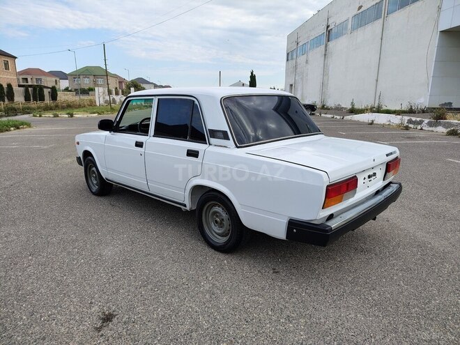 LADA (VAZ) 2107-4