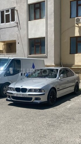 BMW 525-2