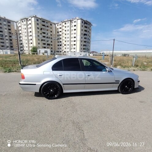 BMW 525-5