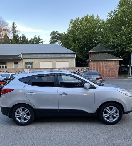 Hyundai ix35-5