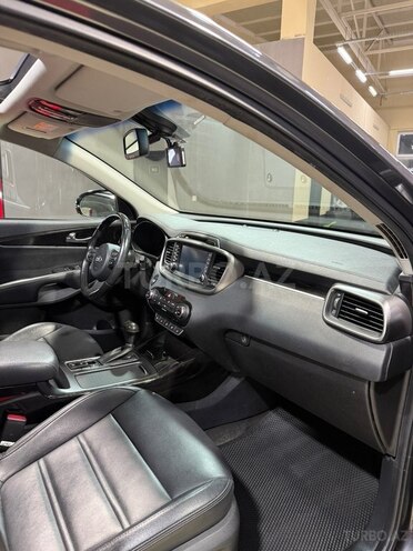 Kia Sorento-15