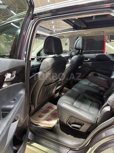 Kia Sorento-16