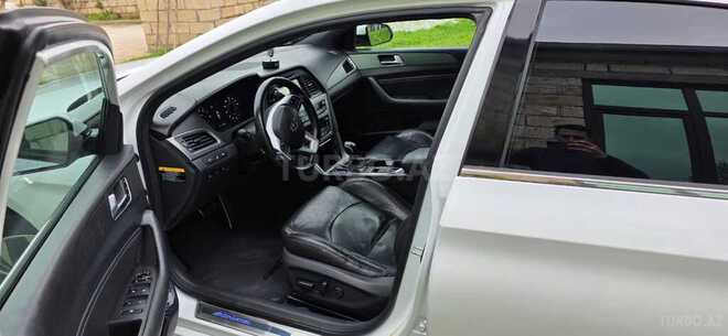 Hyundai Sonata-9