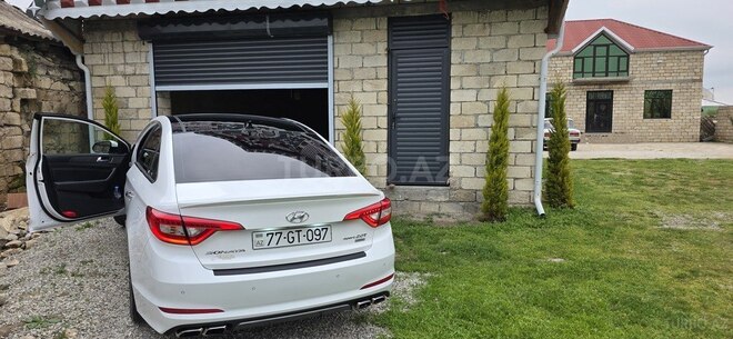 Hyundai Sonata-20