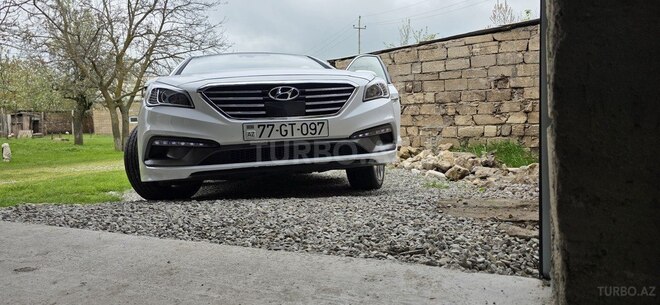 Hyundai Sonata-18