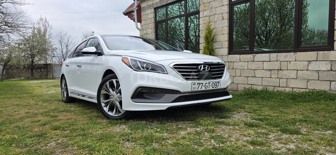 Hyundai Sonata-1