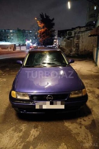 Opel Astra-1