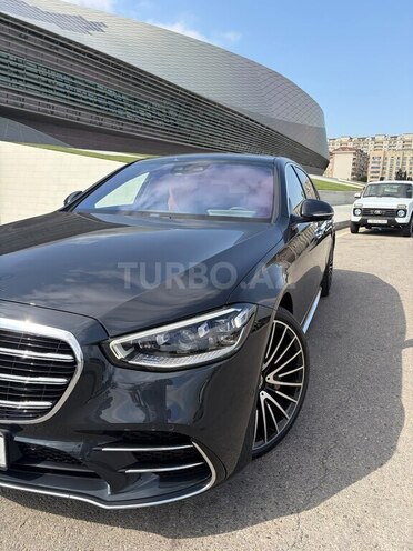 Mercedes S 500 4MATIC-2