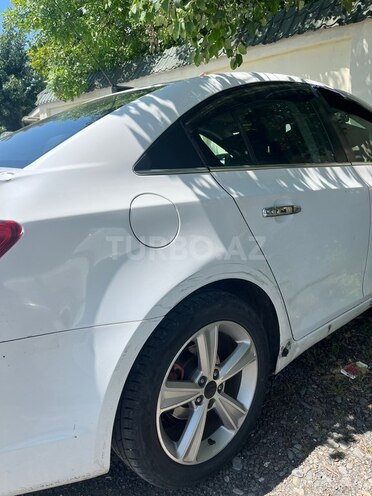 Chevrolet Cruze-9
