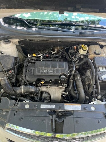Chevrolet Cruze-6