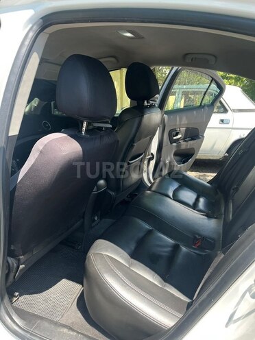 Chevrolet Cruze-15