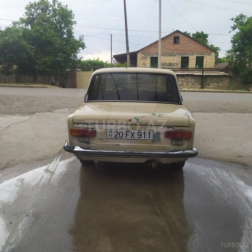 LADA (VAZ) 21011-2