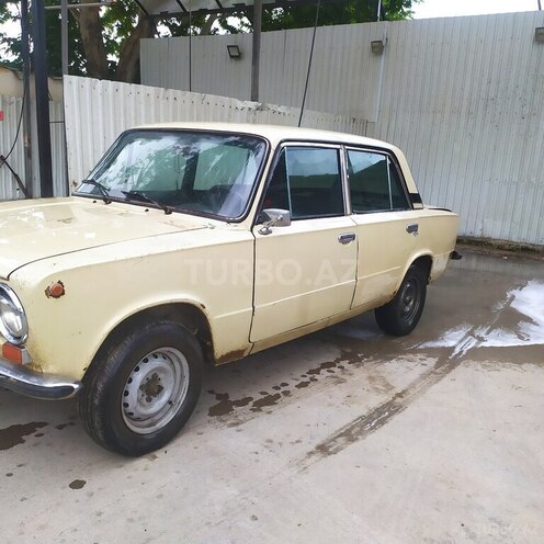 LADA (VAZ) 21011-4
