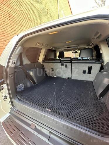 Toyota Land Cruiser Prado-7