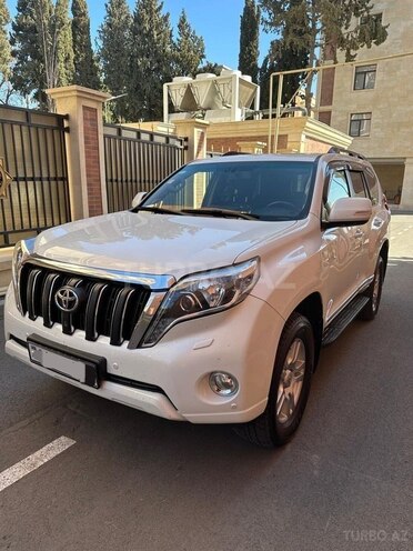 Toyota Land Cruiser Prado-1