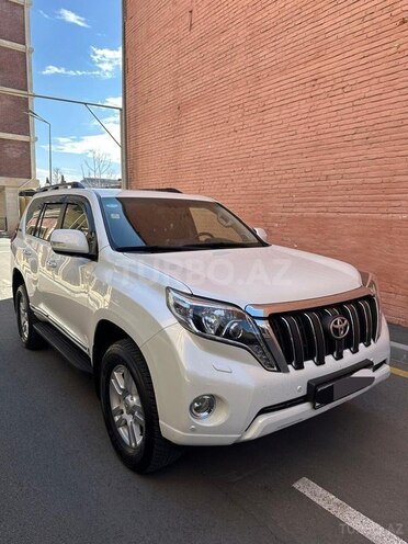 Toyota Land Cruiser Prado-6
