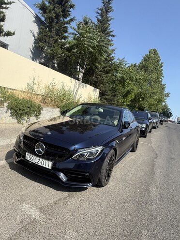 Mercedes C 300 4MATIC-1