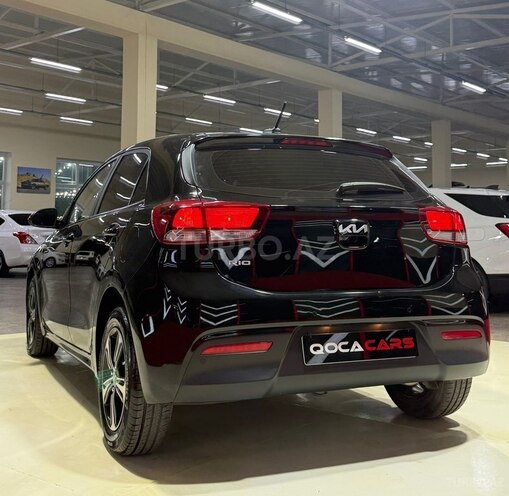 Kia Rio-10