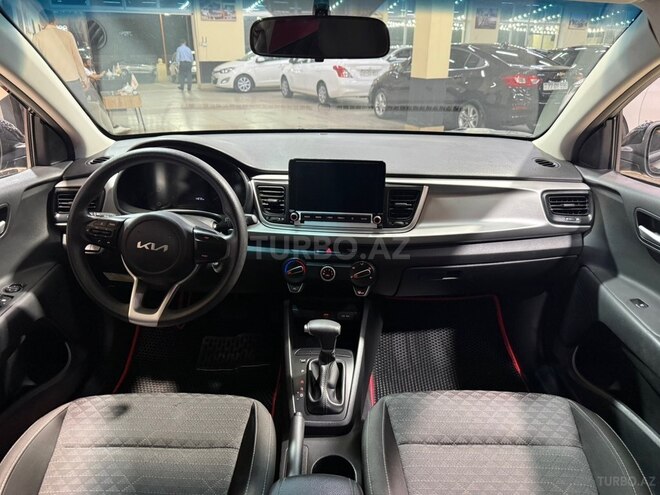 Kia Rio-15