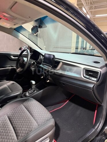 Kia Rio-14