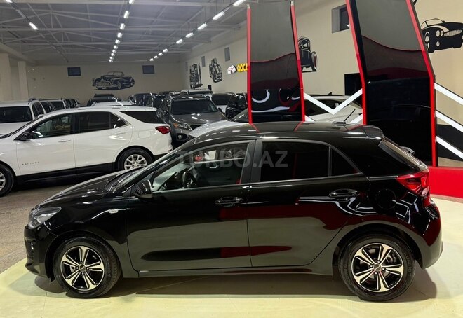 Kia Rio-6