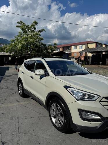 Hyundai Santa Fe-2