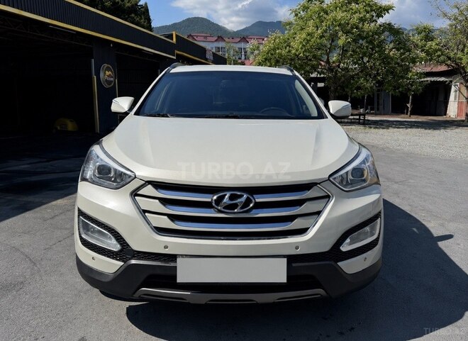 Hyundai Santa Fe-1